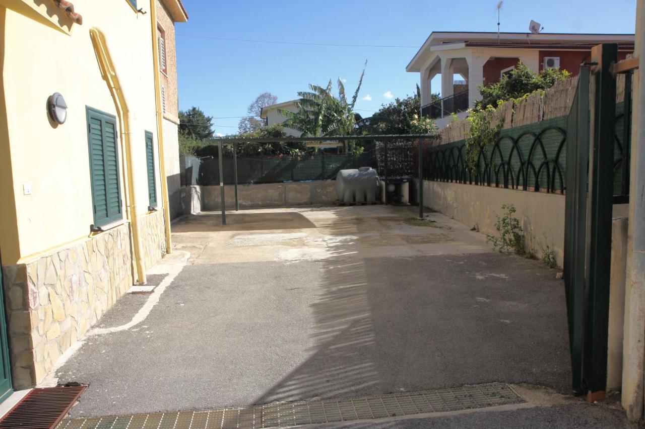 تْرابْيا La Casa Gialla المظهر الخارجي الصورة