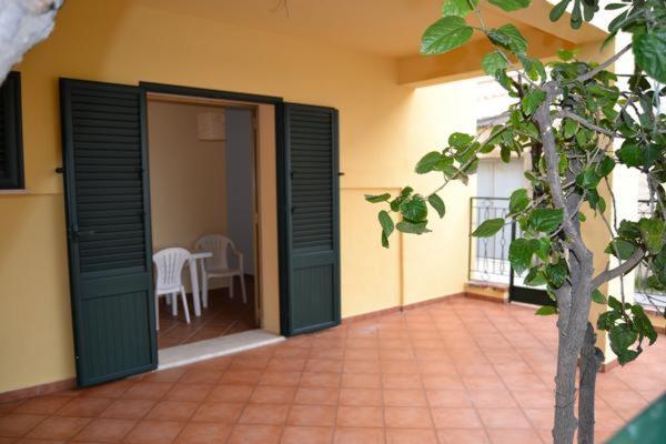 تْرابْيا La Casa Gialla المظهر الخارجي الصورة